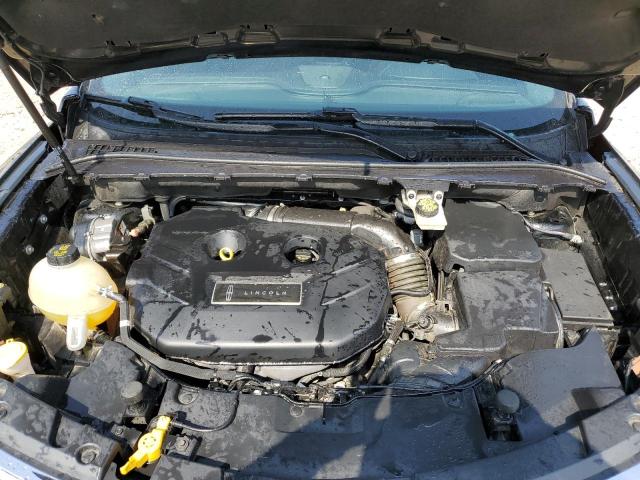 5LMCJ3D95HUL56638 - 2017 LINCOLN MKC RESERVE შავი ფოტო 12