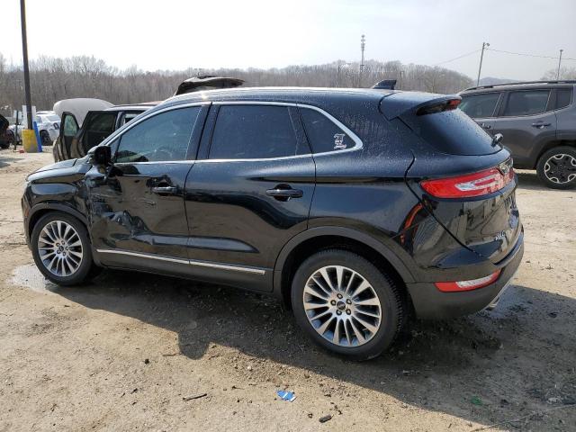 5LMCJ3D95HUL56638 - 2017 LINCOLN MKC RESERVE შავი ფოტო 2