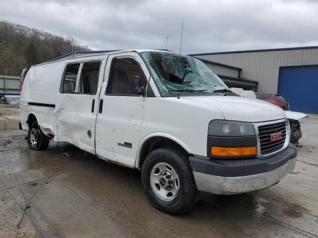 1GTHG39U051243721 - 2005 GMC SAVANA G3500 WHITE photo 4