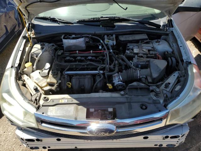 1FAHP35N59W185618 - 2009 FORD FOCUS SE WHITE photo 11