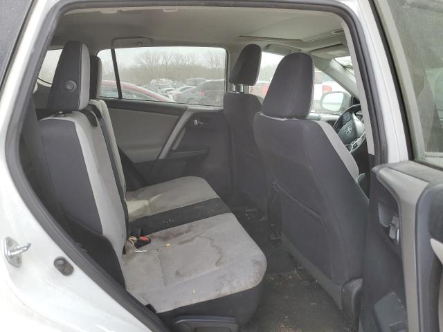 2T3RFREV4GW535434 - 2016 TOYOTA RAV4 XLE WHITE photo 11