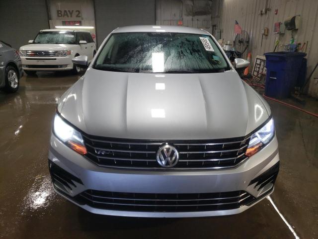 1VWDT7A33HC030062 - 2017 VOLKSWAGEN PASSAT R-LINE ვერცხლისფერი ფოტო 5
