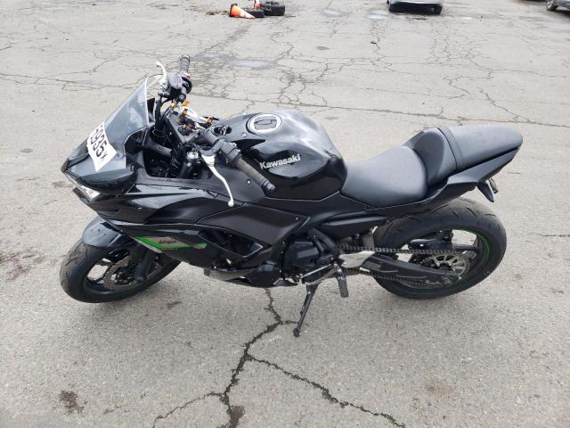 ML5EXER18SDAE0731 - 2025 KAWASAKI EX650 R BLACK photo 3