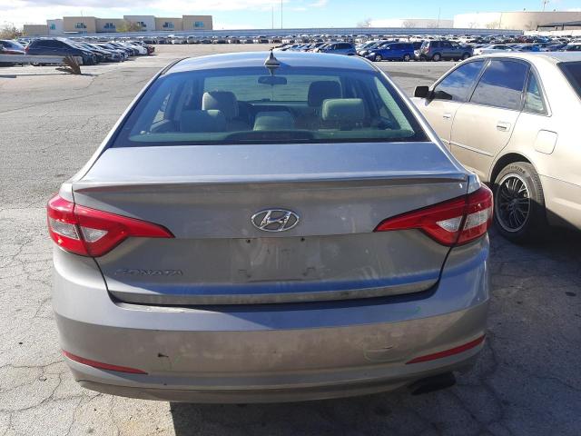 5NPE24AF3HH532383 - 2017 HYUNDAI SONATA SE SILVER photo 6