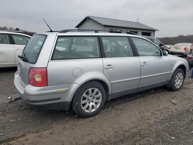 WVWVD63B43E228925 - 2003 VOLKSWAGEN PASSAT GLS SILVER photo 3