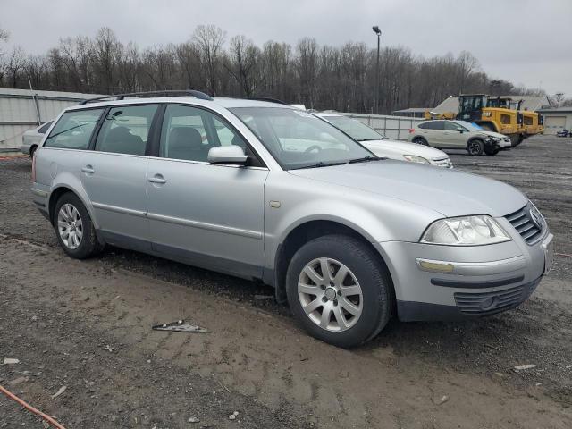 WVWVD63B43E228925 - 2003 VOLKSWAGEN PASSAT GLS SILVER photo 4