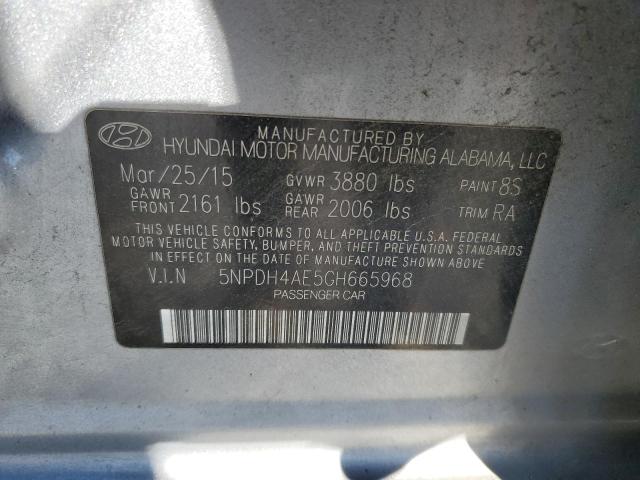 5NPDH4AE5GH665968 - 2016 HYUNDAI ELANTRA SE SILVER photo 12