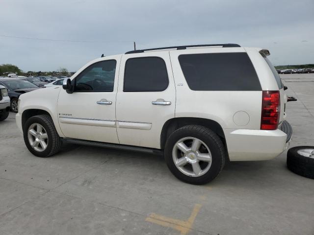 1GNFC13J68R256489 - 2008 CHEVROLET TAHOE C1500 WHITE photo 2