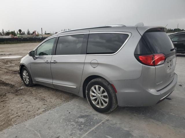 2C4RC1BG1KR539329 - 2019 CHRYSLER PACIFICA TOURING L SILVER photo 2