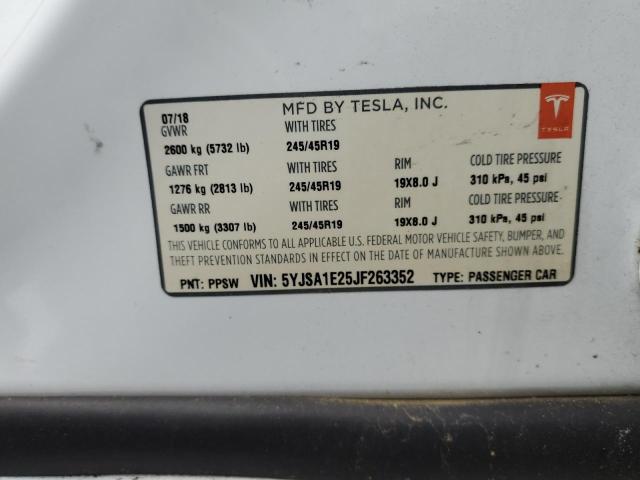 5YJSA1E25JF263352 - 2018 TESLA MODEL S Սպիտակ լուսանկար 12