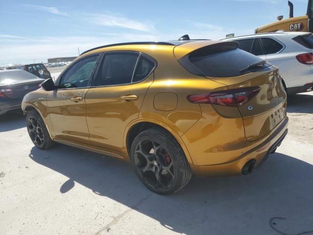 ZASPAKBN8N7D33830 - 2022 ALFA ROMEO STELVIO TI GOLD photo 2