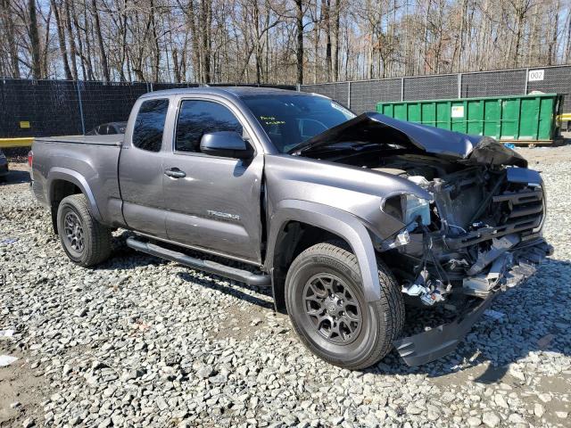 5TFSZ5AN1JX133140 - 2018 TOYOTA TACOMA ACCESS CAB ნაცრისფერი ფოტო 4