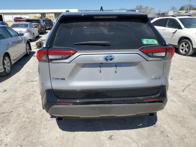 2T3EWRFV1KW044387 - 2019 TOYOTA RAV4 XSE SILVER photo 6