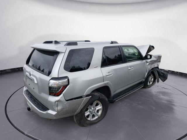 JTENU5JR0N6008233 - 2022 TOYOTA 4RUNNER SR5/SR5 PREMIUM 银色 照片 3