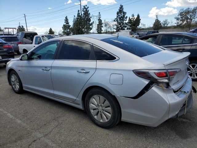 KMHE24L16GA023312 - 2016 HYUNDAI SONATA HYBRID SILVER photo 2