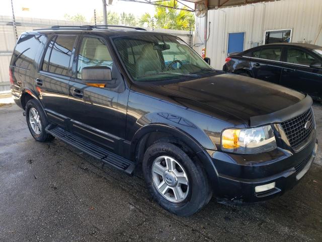 1FMRU17W14LA73194 - 2004 FORD EXPEDITION EDDIE BAUER BLACK photo 4