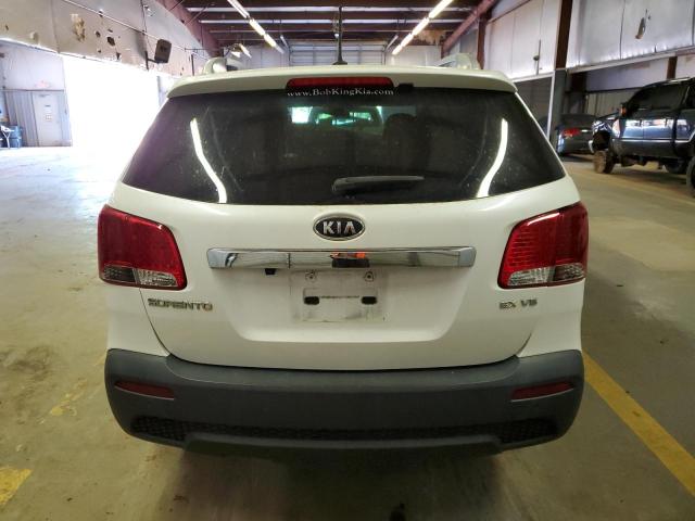 5XYKU4A28BG065230 - 2011 KIA SORENTO EX WHITE photo 6