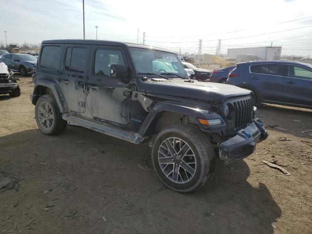 1C4JJXP63NW239633 - 2022 JEEP WRANGLER U SAHARA 4XE BLACK photo 4