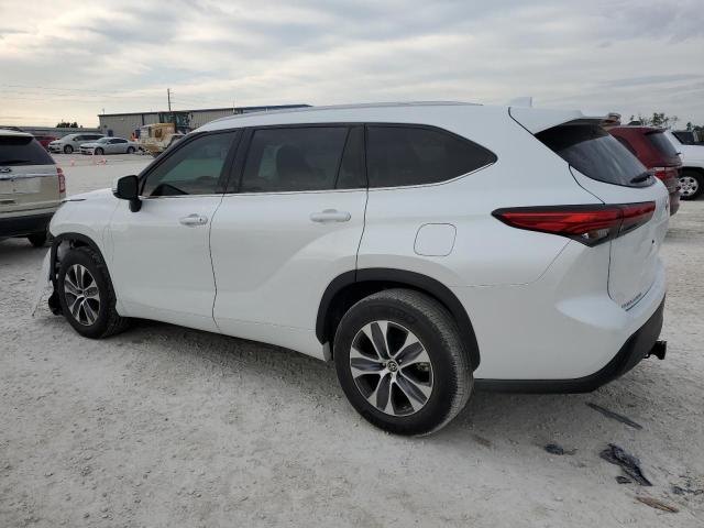 5TDGZRAH3NS123227 - 2022 TOYOTA HIGHLANDER XLE WHITE photo 2