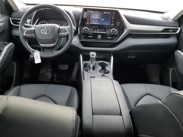 5TDGZRAH3NS123227 - 2022 TOYOTA HIGHLANDER XLE WHITE photo 8