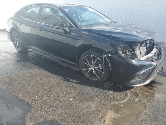 4T1G11AK0PU186817 - 2023 TOYOTA CAMRY SE NIGHT SHADE BLACK photo 4