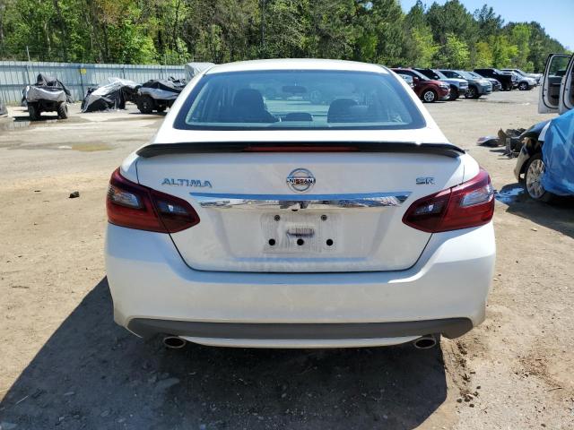 1N4AL3AP8HC214064 - 2017 NISSAN ALTIMA 2.5 WHITE photo 6