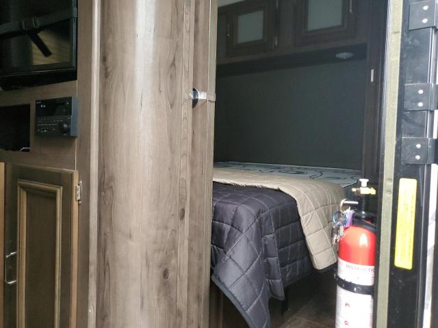 4YDT24026JK414547 - 2018 PASSPORT TRAVELTRLR BEIGE photo 5