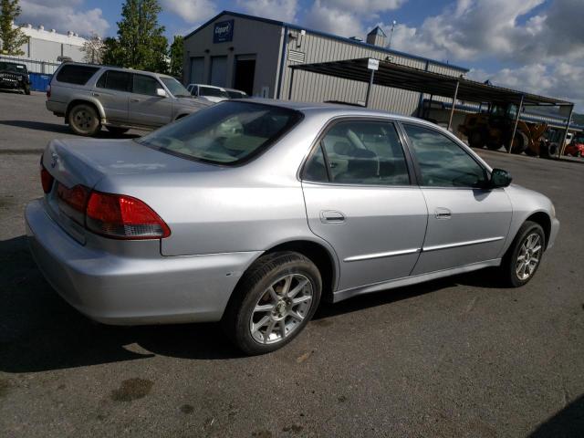 1HGCF86652A047304 - 2002 HONDA ACCORD VALUE SILVER photo 3