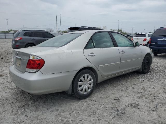 4T1BE32K05U383542 - 2005 TOYOTA CAMRY LE SILVER photo 3