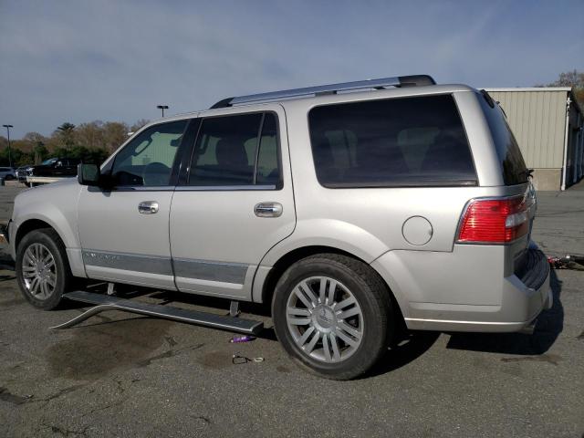 5LMFU28557LJ02616 - 2007 LINCOLN NAVIGATOR ვერცხლისფერი ფოტო 2