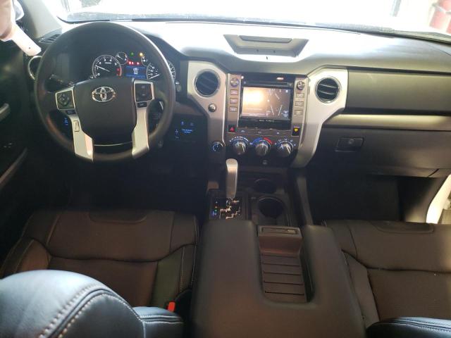 5TFUY5F13HX666232 - 2017 TOYOTA TUNDRA DOUBLE CAB SR/SR5 WHITE photo 8