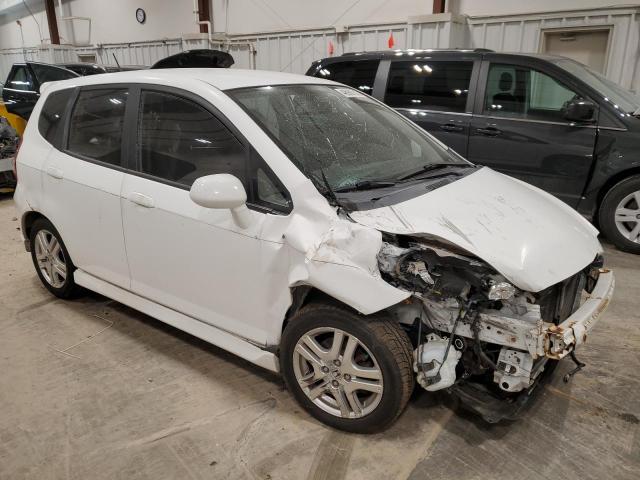 JHMGD38697S021407 - 2007 HONDA FIT S WHITE photo 4