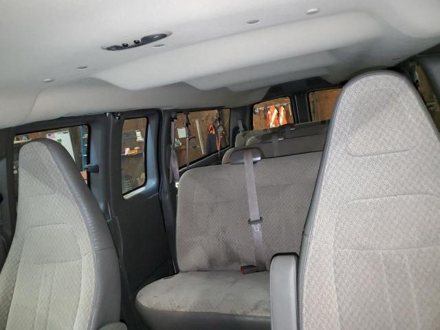 1GAZGPFG3H1260035 - 2017 CHEVROLET EXPRESS G3 LT WHITE photo 10