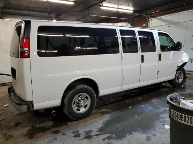 1GAZGPFG3H1260035 - 2017 CHEVROLET EXPRESS G3 LT WHITE photo 3