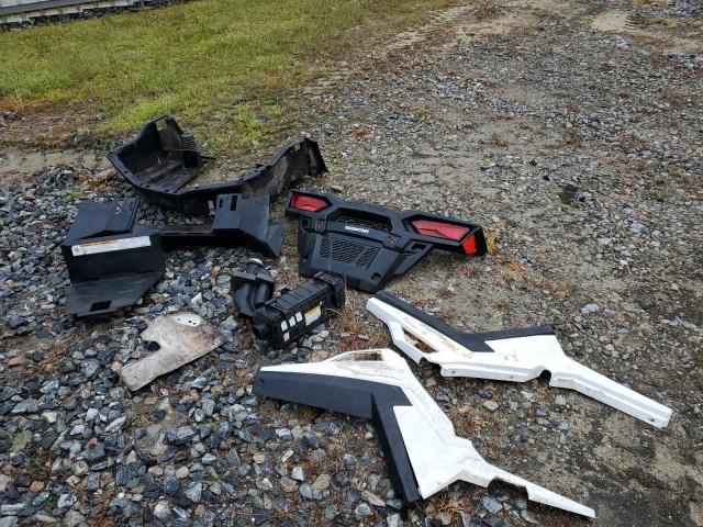 3N5VAA874FF431007 - 2015 POLA RZR 双色 照片 9