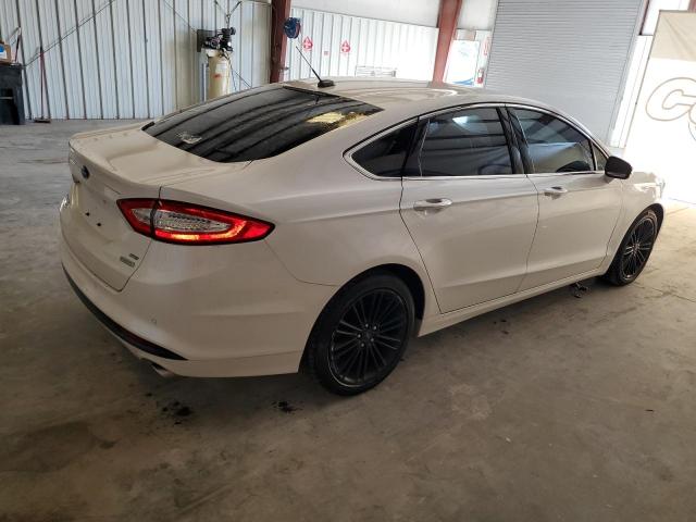 3FA6P0HD7GR110511 - 2016 FORD FUSION SE WHITE photo 3