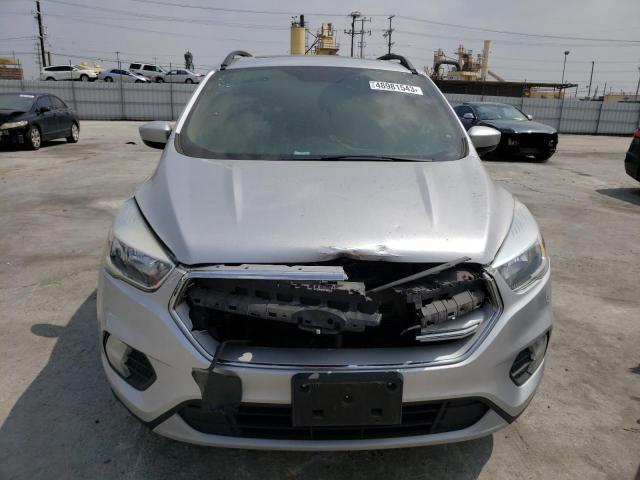 1FMCU0GD6JUB45754 - 2018 FORD ESCAPE SE SILVER photo 5