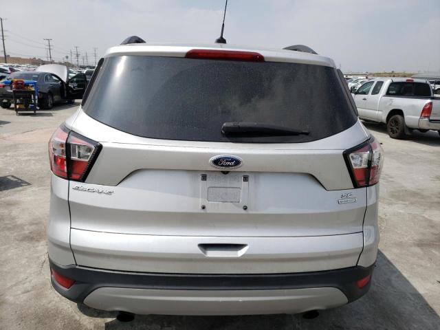 1FMCU0GD6JUB45754 - 2018 FORD ESCAPE SE SILVER photo 6