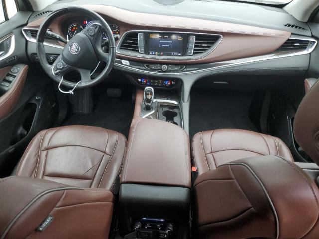 5GAERDKW5MJ138977 - 2021 BUICK ENCLAVE AVENIR WHITE photo 8