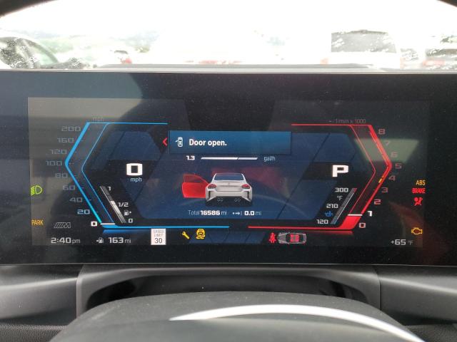 3MF13DM08R8E53568 - 2024 BMW M2 WHITE photo 9