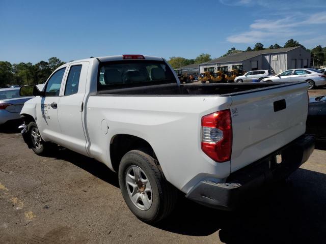 5TFRM5F10GX102537 - 2016 TOYOTA TUNDRA DOUBLE CAB SR/SR5 WHITE photo 2