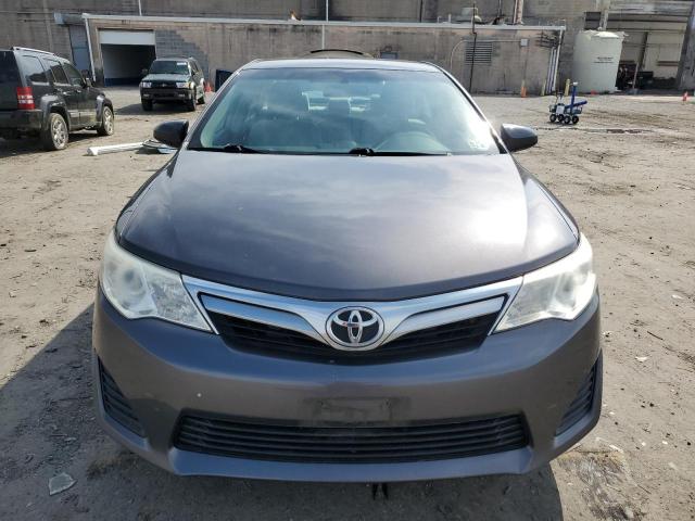 4T4BF1FK1ER392932 - 2014 TOYOTA CAMRY L GRAY photo 5