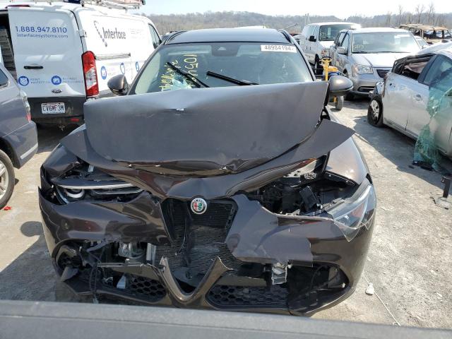 ZASFAKPN1J7B93635 - 2018 ALFA ROMEO STELVIO SPORT ყავისფერი ფოტო 5