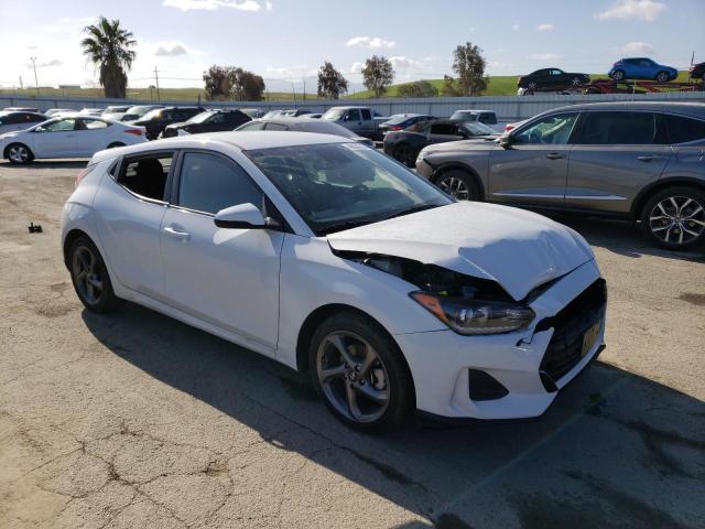 KMHTG6AF4MU032619 - 2021 HYUNDAI VELOSTER BASE WHITE photo 4