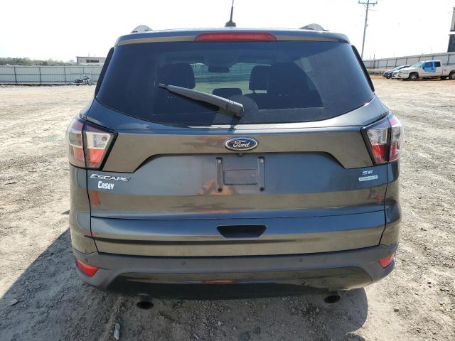 1FMCU0GD0HUC84952 - 2017 FORD ESCAPE SE GRAY photo 6