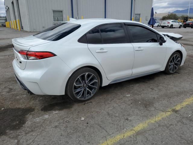 JTDM4MCE5NJ098268 - 2022 TOYOTA COROLLA SE WHITE photo 3
