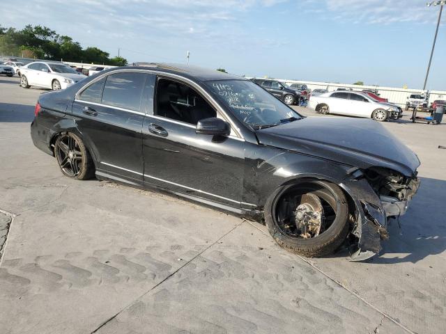 WDDGF5HB9DA772003 - 2013 MERCEDES-BENZ C 350 BLACK photo 4