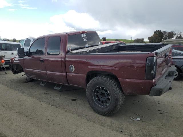 2GCEC19VX21214812 - 2002 CHEVROLET SILVERADO C1500 MAROON photo 2