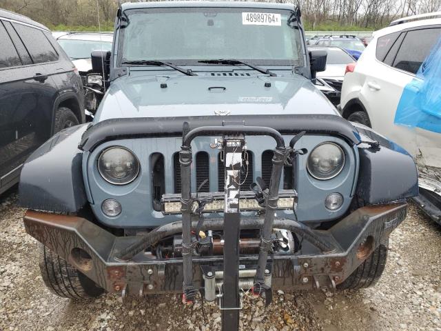 1C4HJWDG6FL665955 - 2015 JEEP WRANGLER U SPORT GRAY photo 5