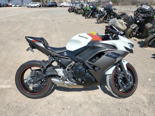 ML5EXER18PDA90766 - 2023 KAWASAKI EX650 R WHITE photo 1